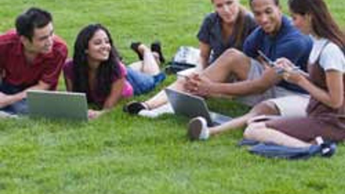 New in College: Be Ready to Mingle