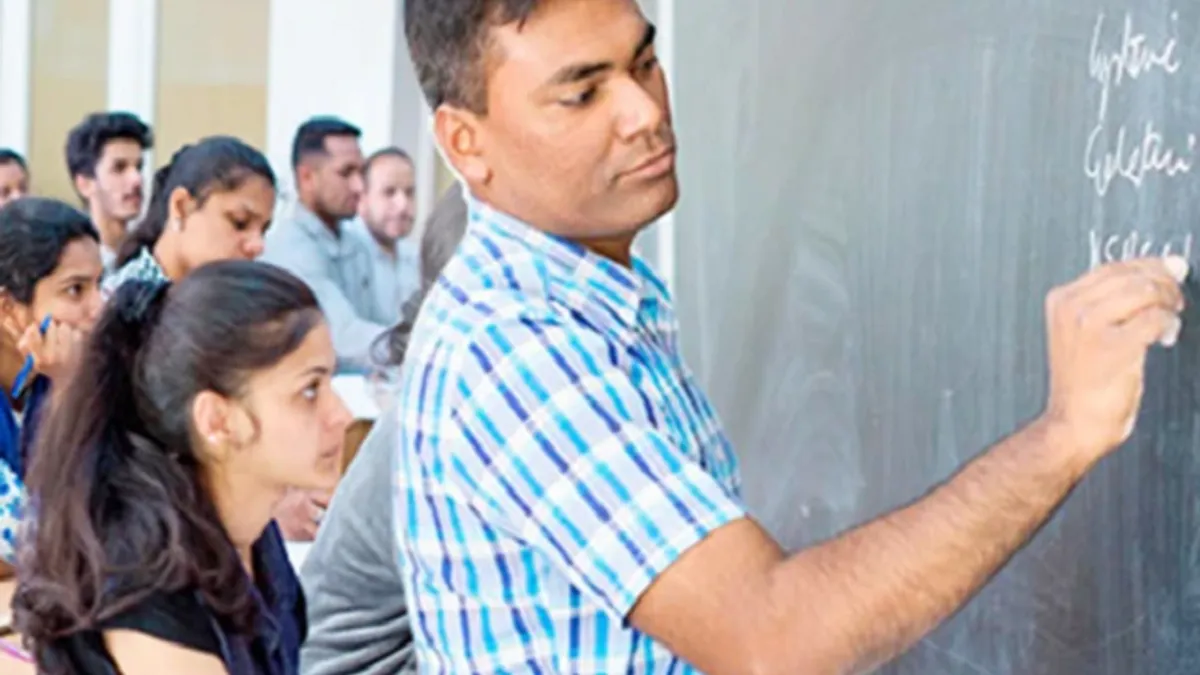 Hindi -Bihar Teacher Recruitment 2020: 94000 Teachers Posts recruitment  process to begin from 14 June.