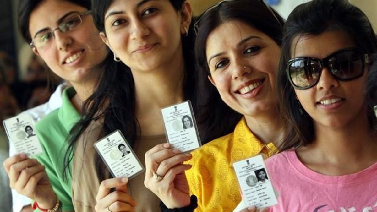 Voters in India