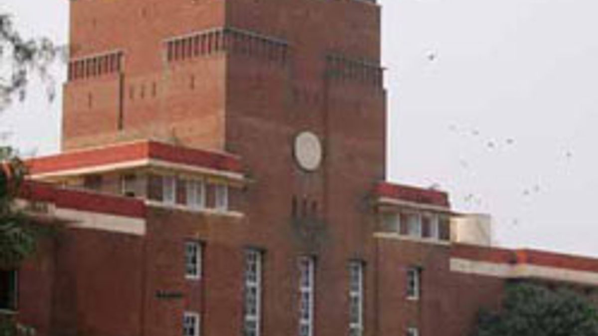  Accessible Delhi University