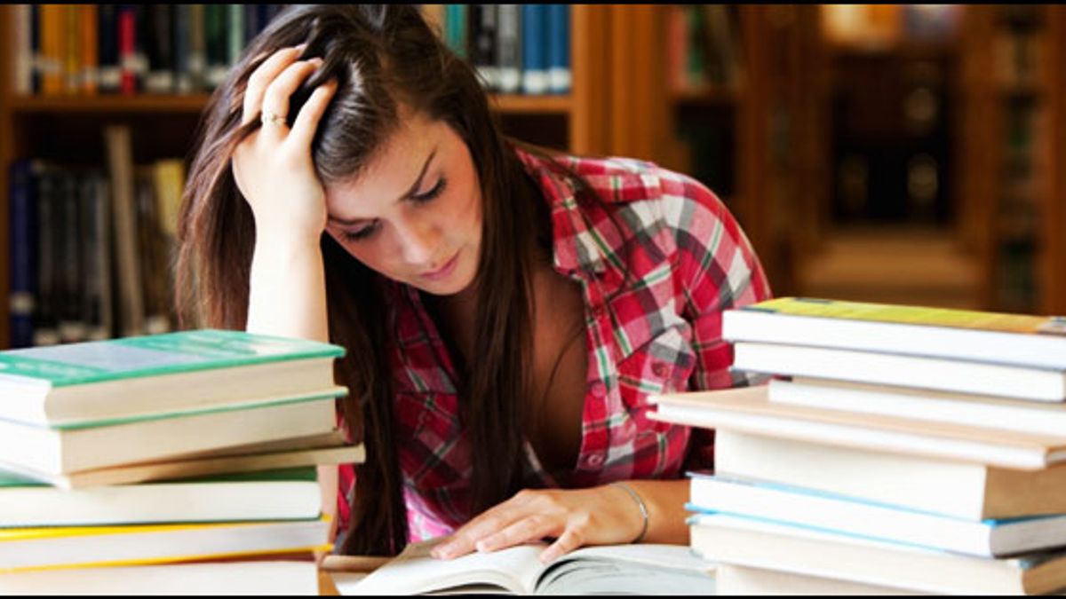 आखिर विद्यार्थियों को क्यों लगता है Board Exams से डर और क्या हैं इससे बचने के बेहतरीन उपाय