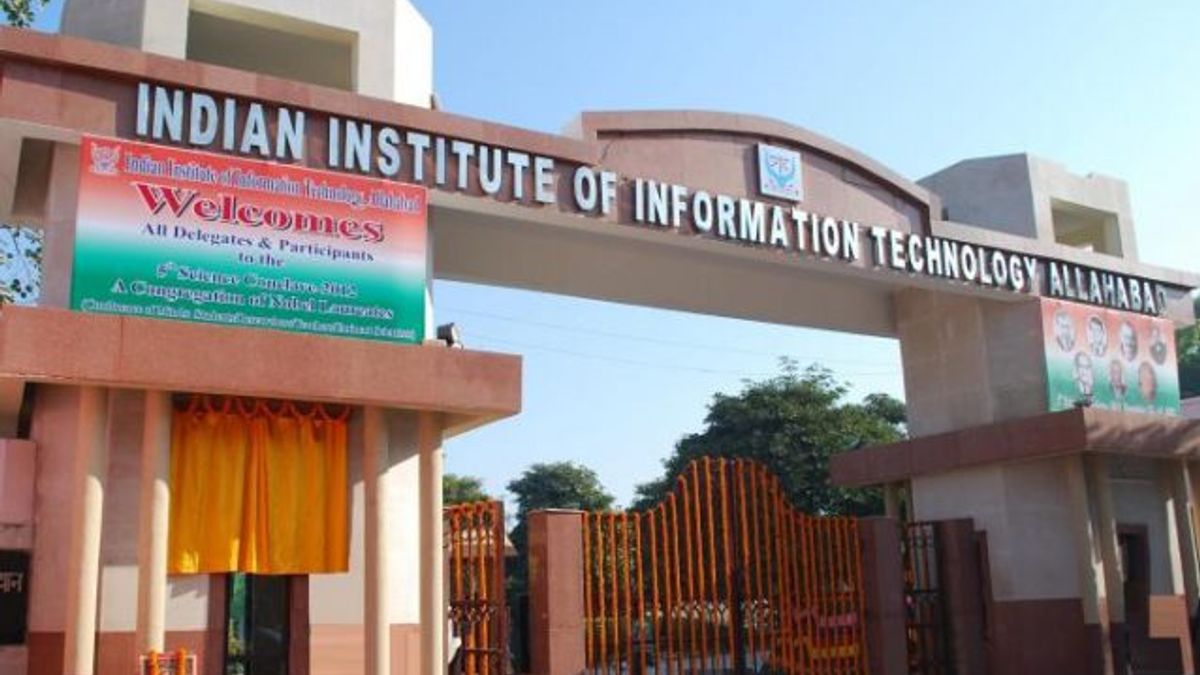 Opening and Closing rank of IIITs for the years 2018, 2017 and 2016