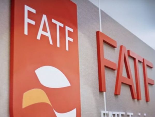 FATF ग्रुप ने पाकिस्तान को किया ब्लैकलिस्ट, जानें अब आगे क्या होगा?