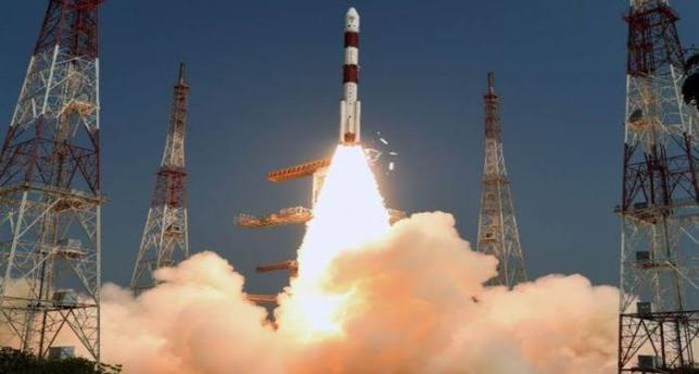 इसरो ने फिर रचा इतिहास, लॉन्च किया RISAT-2BR1 सैटेलाइट 