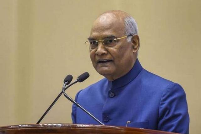 राष्ट्रपति ने डॉ. धर्मशक्तु को अंतरराष्ट्रीय गांधी पुरस्कार से किया सम्मानित