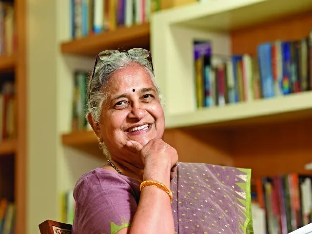 Sudha Murty Biography: Birth, Age, Family, Education, Career, Awards,  Books, Philanthropy and More