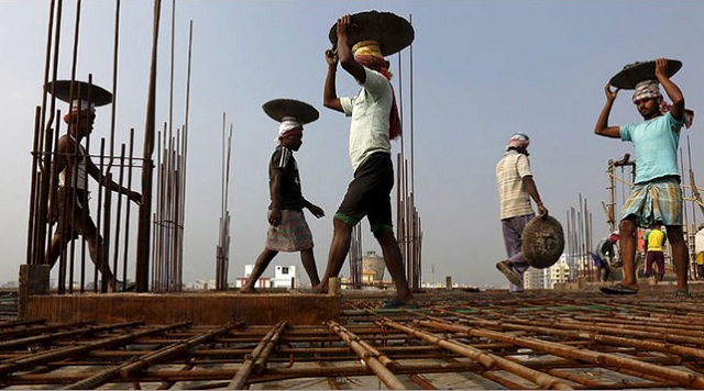 ngt-recommends-stipend-for-daily-wage-labourers-after-construction-ban