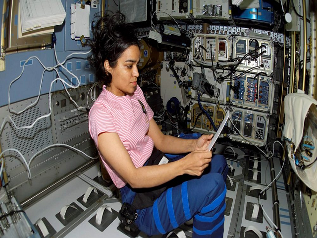 Kalpana Chawla in Space shuttle