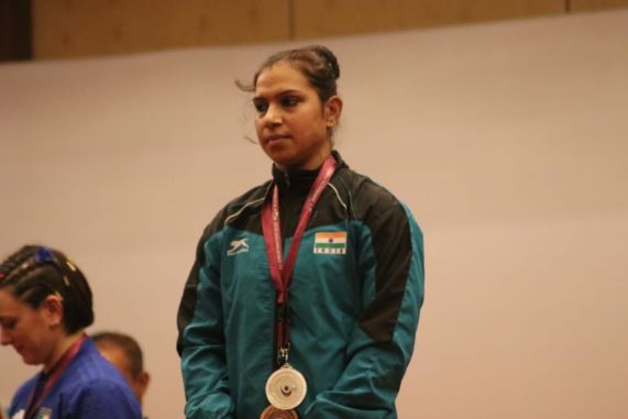 Rakhi Halder creates two new national records in weightlifting