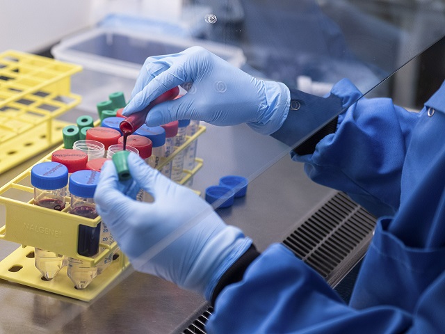 Russia plans mass vaccination against COVID-19 by October