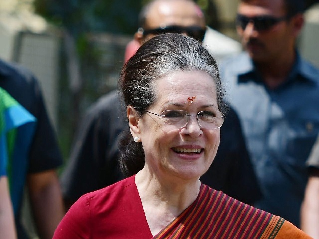 history of sonia gandhi before marriage in hindi