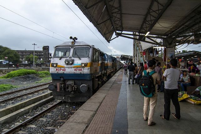 अगले 3.5 वर्षों में रेलवे में होगा 100 प्रतिशत विद्युतीकरण: रेल मंत्री पीयूष गोयल 