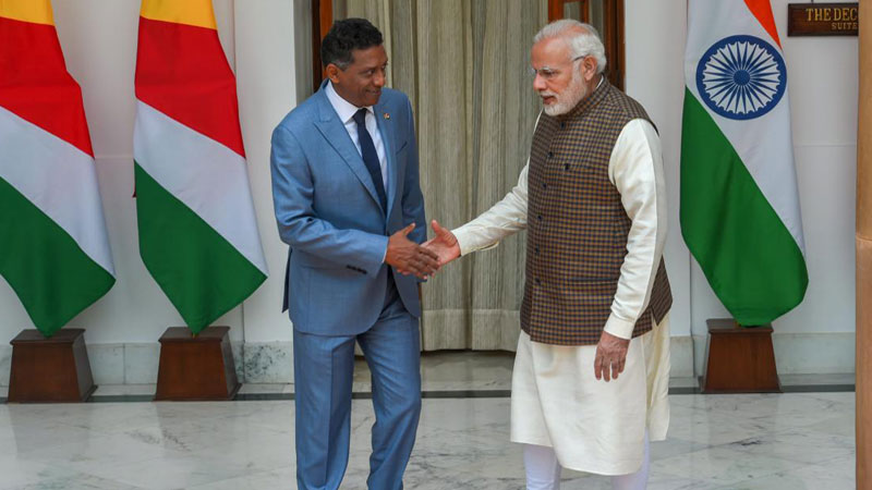 भारत और सेशेल्स के मध्य एजम्पशन द्वीप परियोजना पर सहमति सहित 6 समझौते किये गये