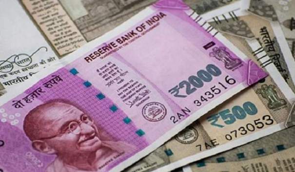 विदेश से धन भेजने के मामले में भारतीय दुनिया में सबसे आगे
