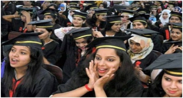 अमेरिकी विश्वविद्यालयों में दो लाख से ज्यादा भारतीय छात्र: रिपोर्ट