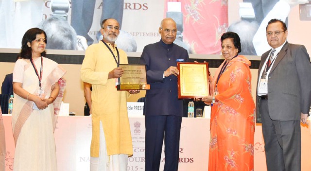President of India presents the National Tourism Awards 2015-16