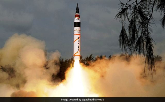 अग्नि-5 बैलेस्टिक मिसाइल का सफल परीक्षण एवं विशेषताएं