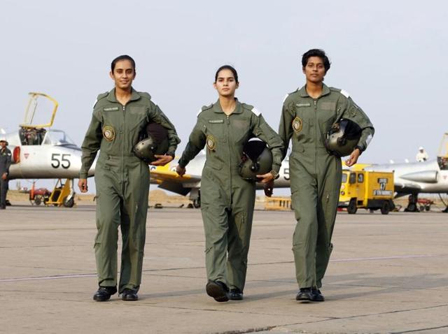 Avni Chaturvedi fly Mig21 Bison alone