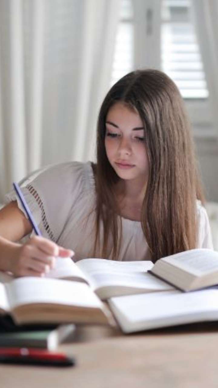6 Powerful Tips To Improve Your Academic Performance!