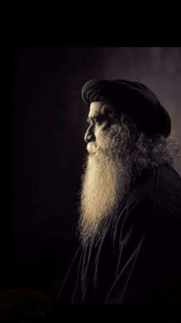 Monday Motivation: Sadhguru’s Quotes To Deal With Overthinking!