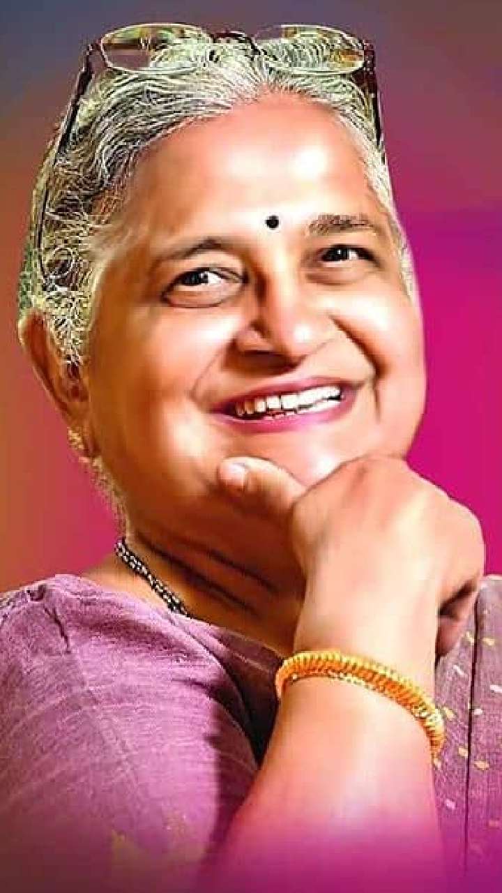 Top 9 Motivational Quotes By Sudha Murthy For Happy Life