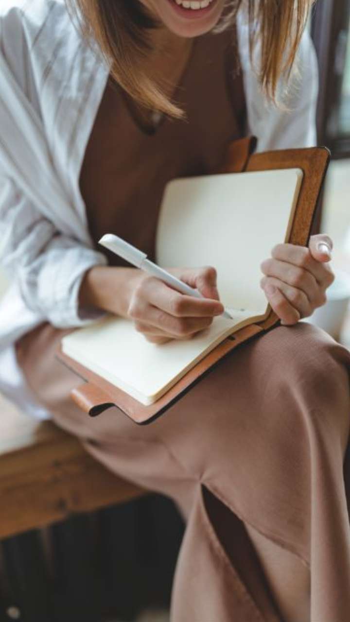 How To Earn Money Through Writing In 6 Steps?
