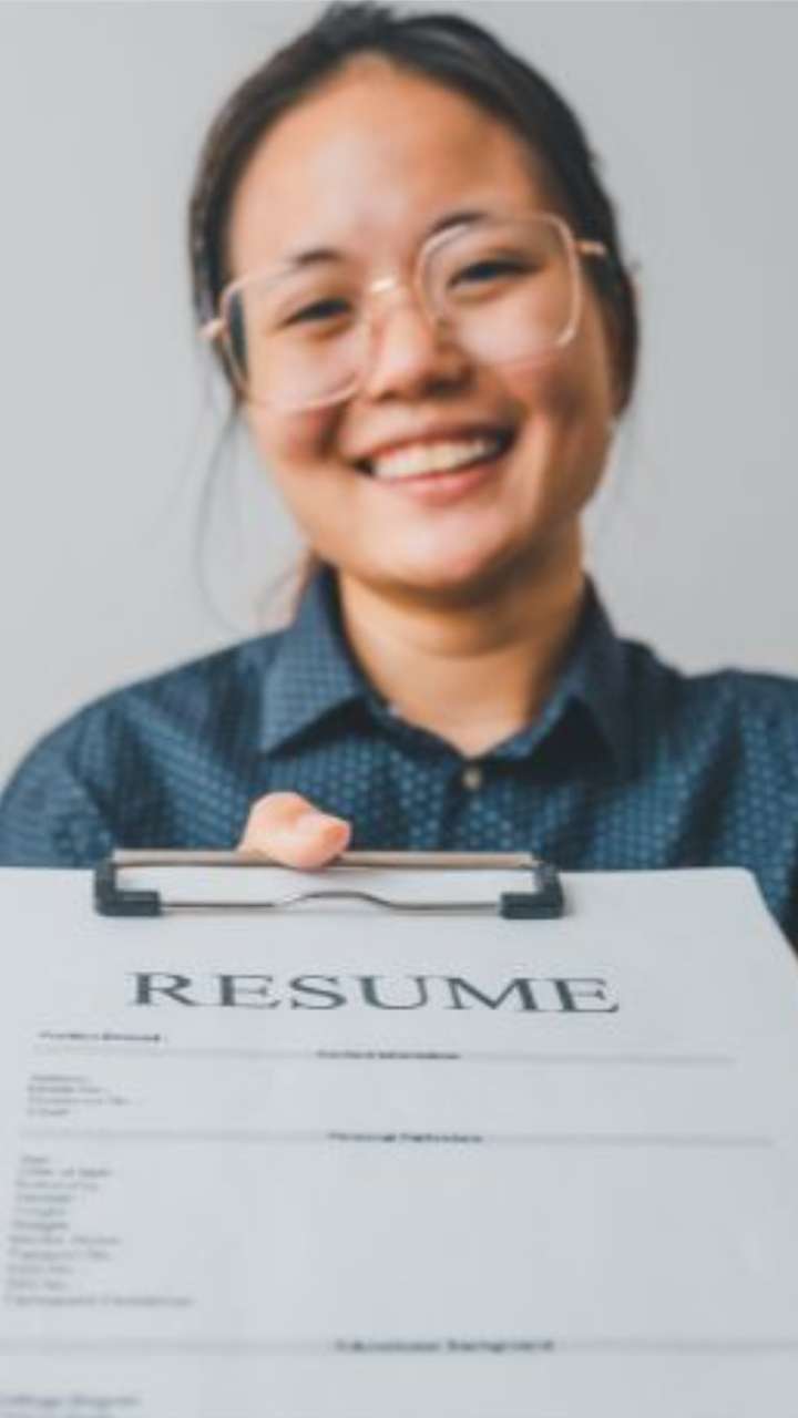 6 Tips For College Students To Make A Resume For Their First Job