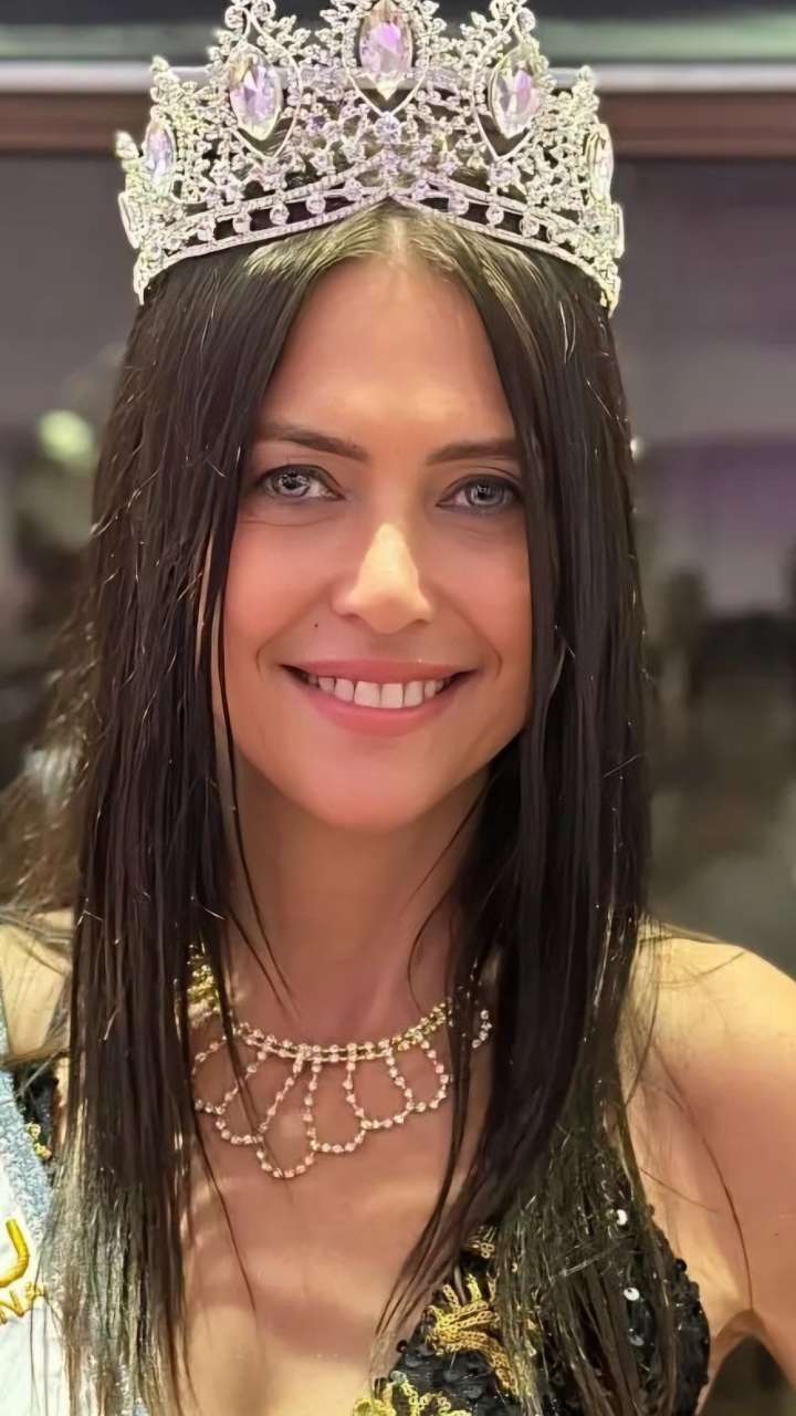 पेशे से वकील एलेजांद्रा रोडिग्ज ने जीता मिस यूनिवर्स का खिताब