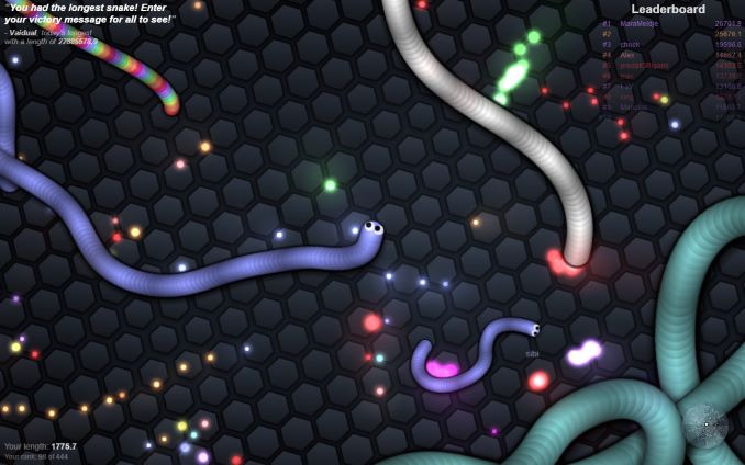 Slither game is like Snake on Nokia 3310 phone but multi-player